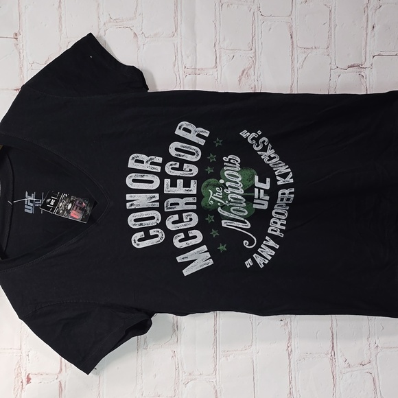 UFC Conor McGregor Black Vneck T-Shirt Irish The Notorious Womens Size Large NWT - Picture 1 of 7